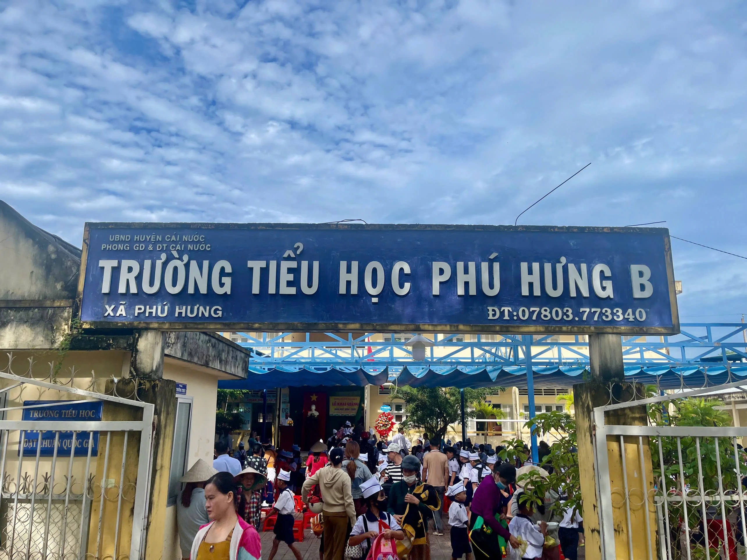 01truong-tieu-hoc-phu-hung-b