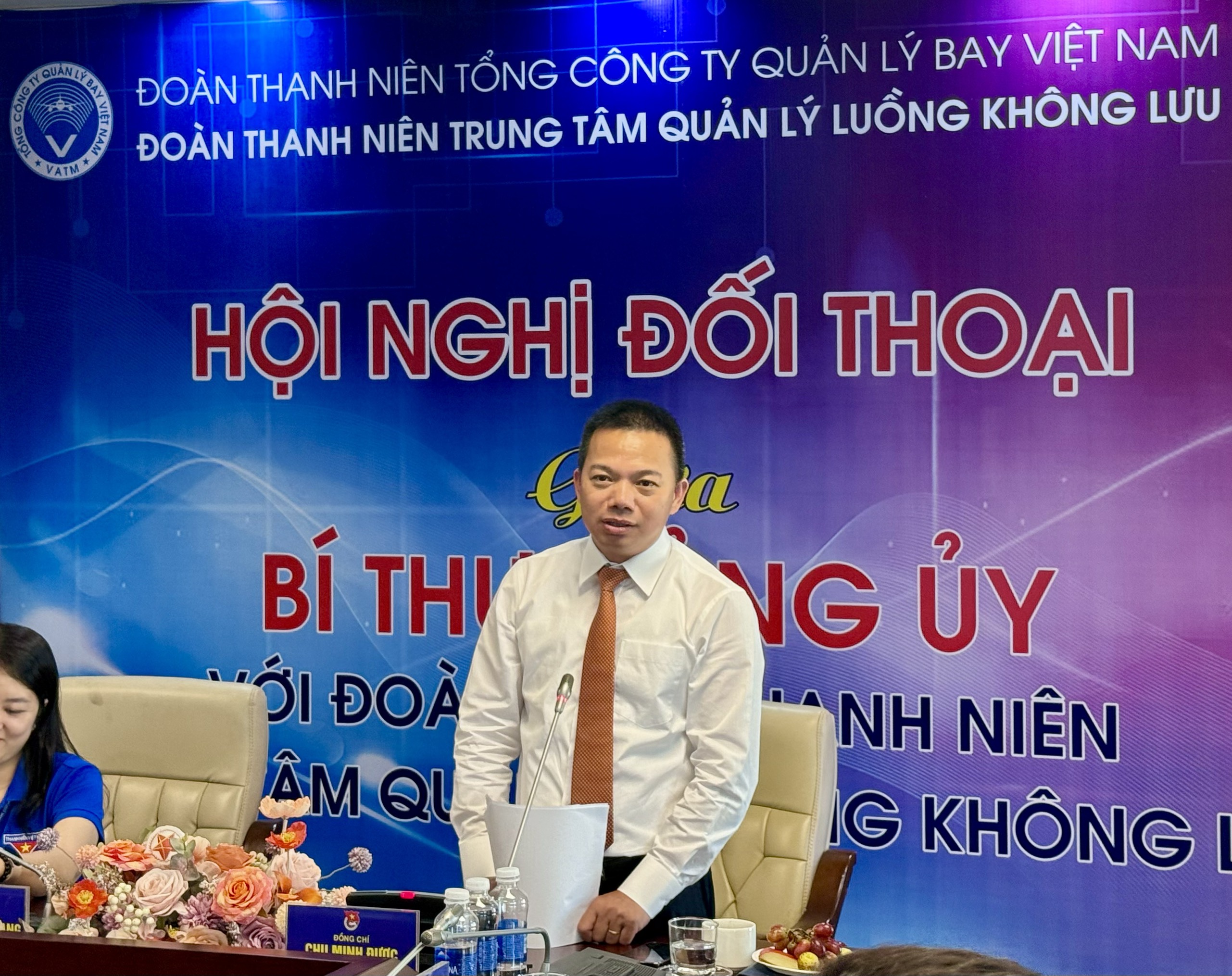 HÌNH 9 ĐỐI THOẠI