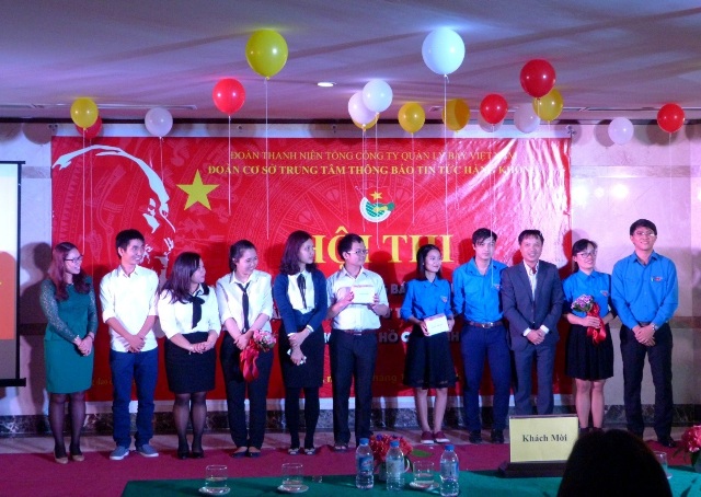 Thanh niên Trung tâm Thông báo tin tức hàng không học tập và làm theo tư tưởng, đạo đức, phong cách Hồ Chí Minh