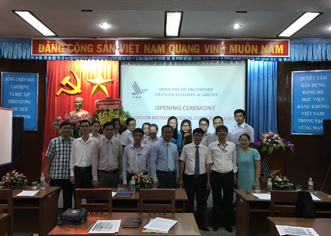 Khai giảng lớp Dự báo khí tượng hàng không Campuchia