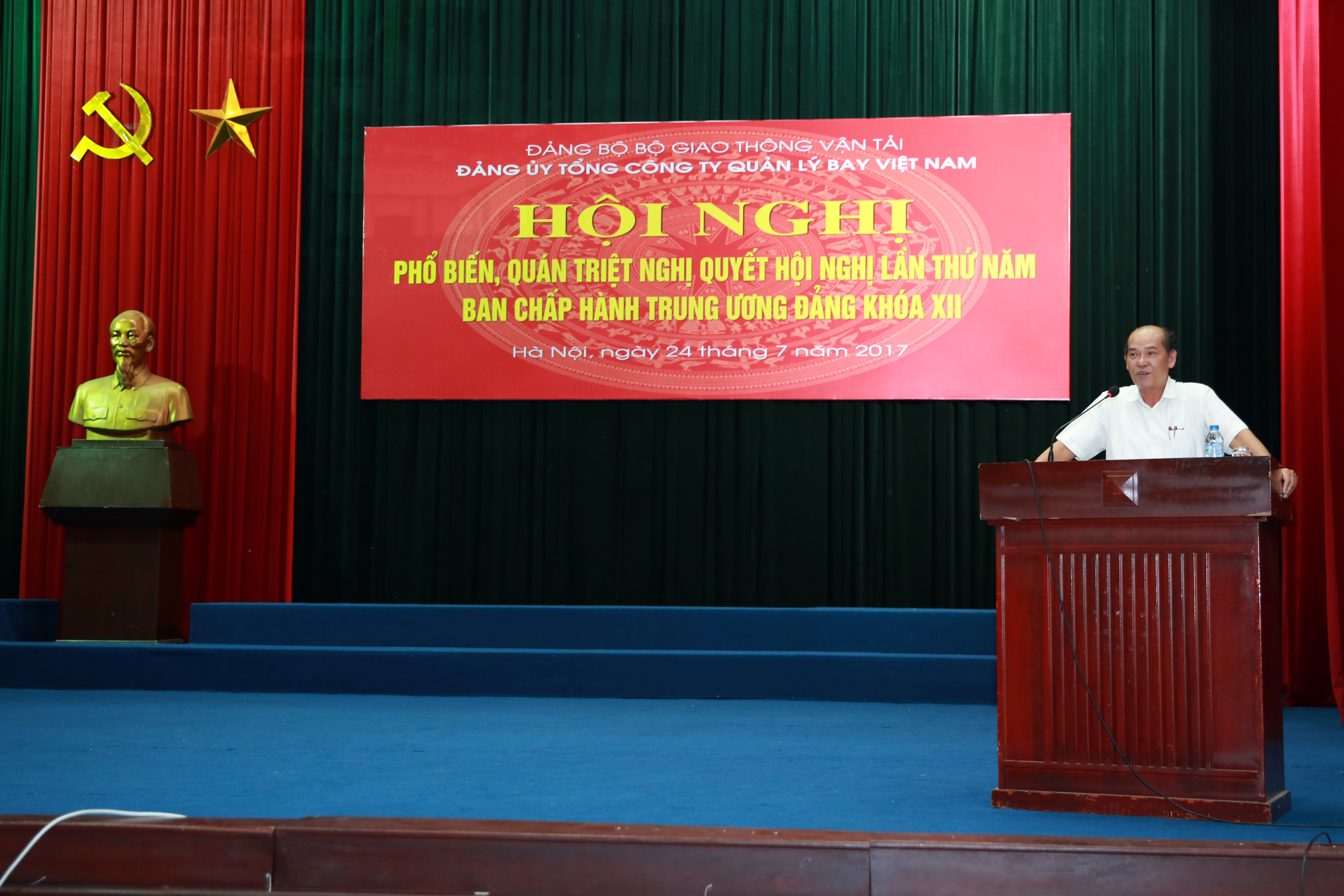Đảng ủy Tổng công ty Quản lý bay Việt Nam tổ chức Hội nghị trực tuyến quán triệt, triển khai thực hiện Nghị quyết Trung ương 5 khóa XII