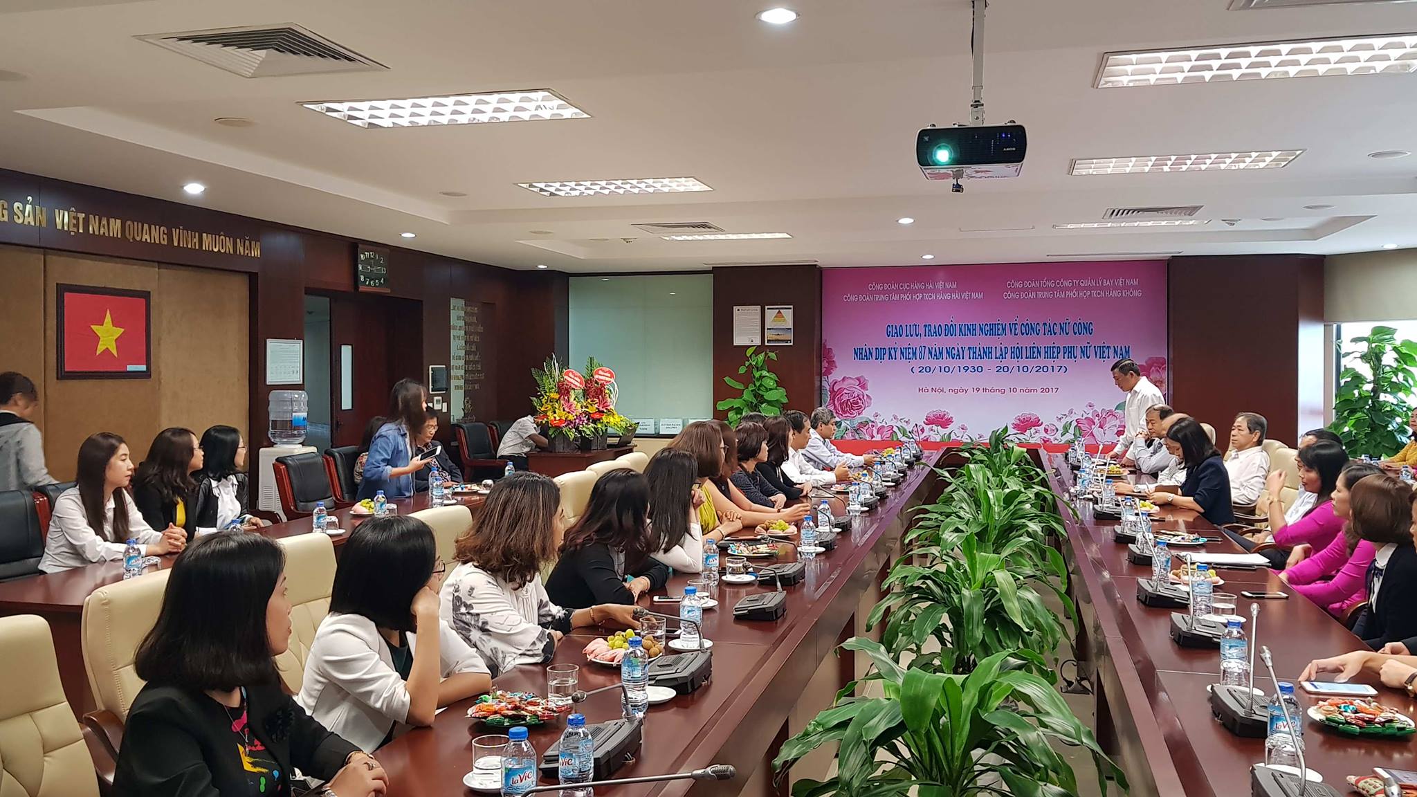 Trung tâm Phối hợp tìm kiếm cứu nạn hàng không tổ chức giao lưu, trao đổi kinh nghiệm nhân dịp kỷ niệm 87 năm Ngày thành lập Hội Liên hiệp phụ nữ Việt Nam