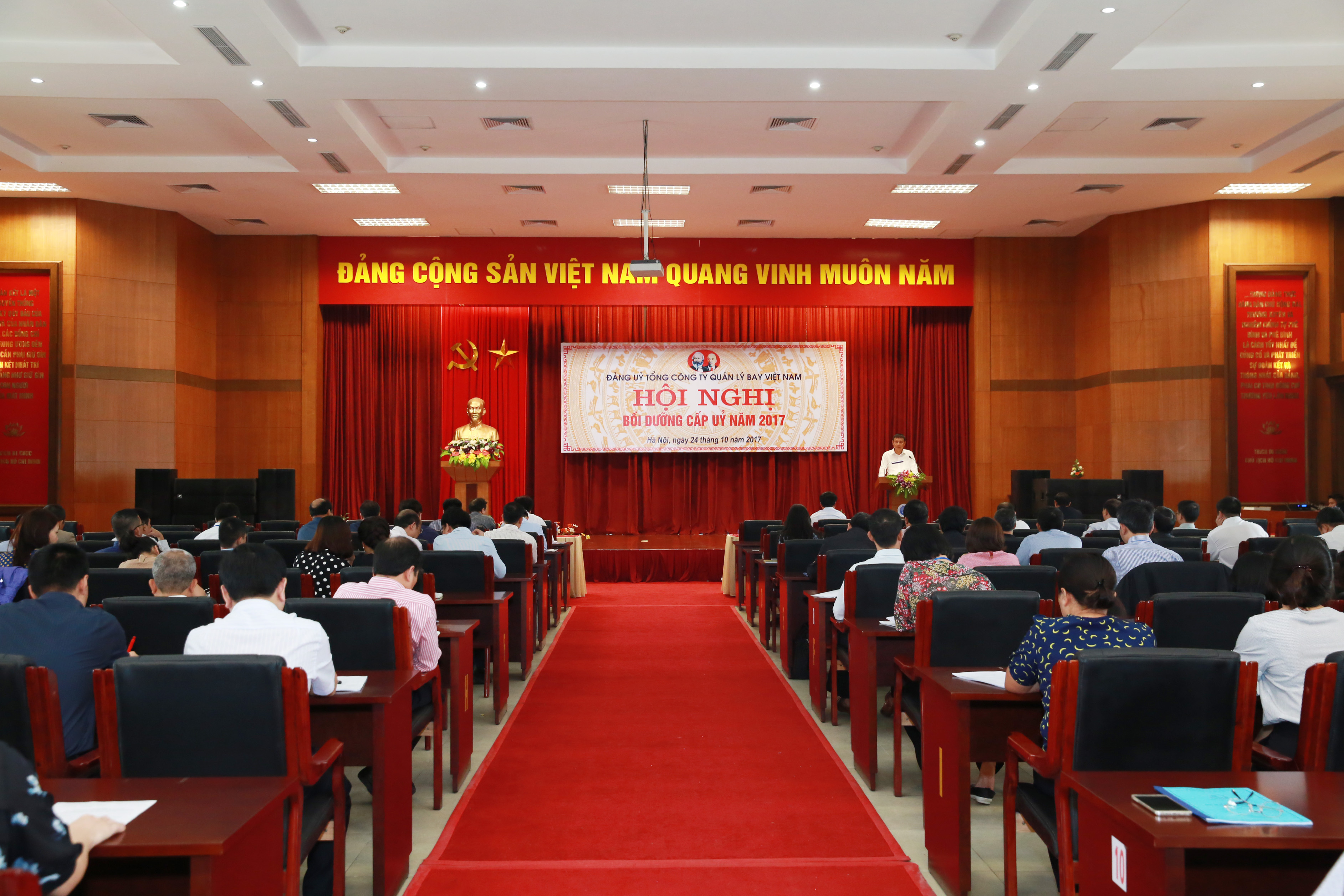 Đảng ủy Tổng công ty Quản lý bay Việt Nam tổ chức Hội nghị Bồi dưỡng cấp ủy năm 2017