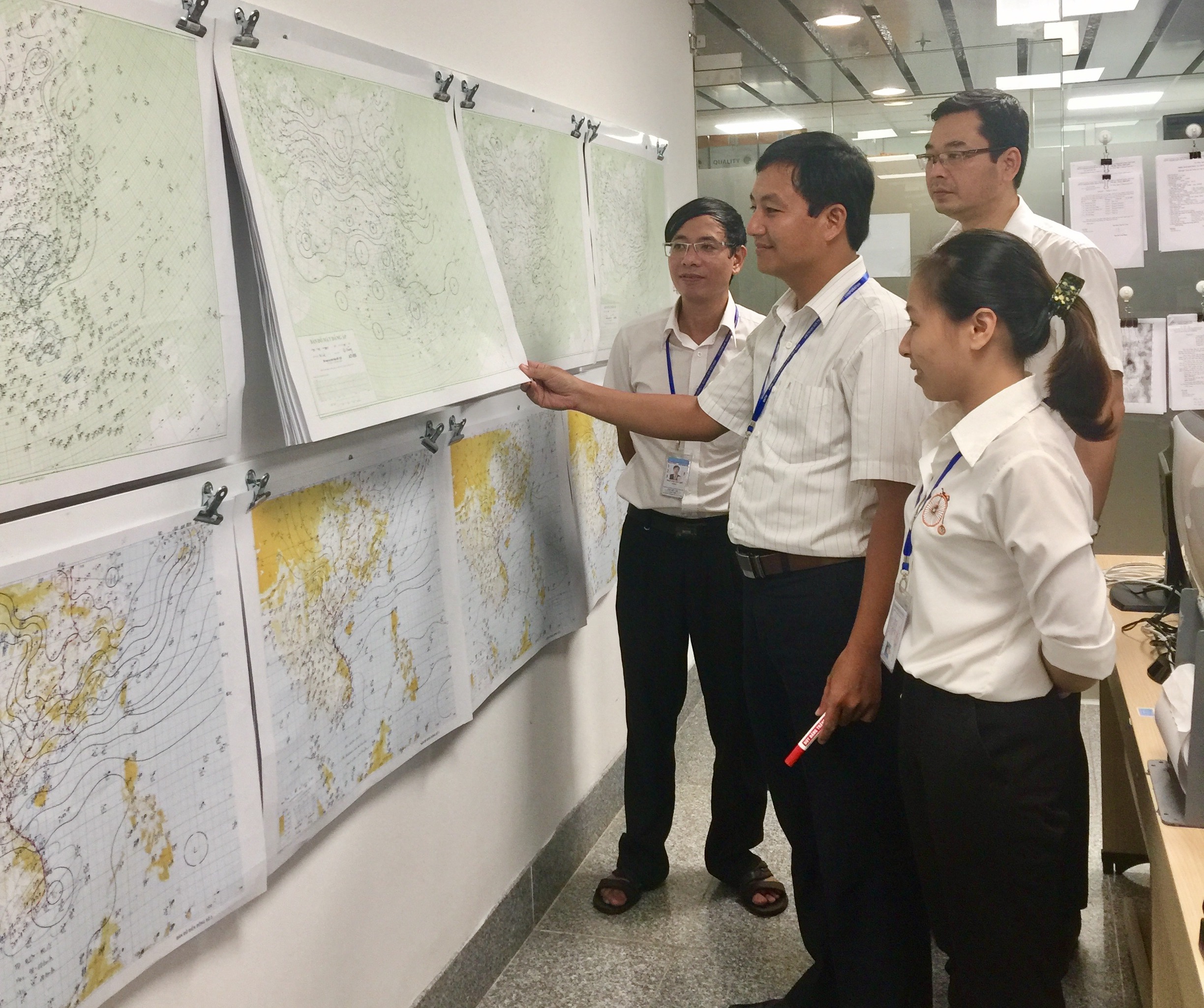 Công tác khí tượng bảo đảm cho hoạt động bay đặc biệt phục vụ tuần lễ cấp cao APEC 2017 tại Công ty  Quản lý bay miền Trung