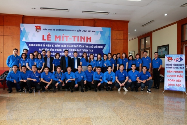 Đoàn thanh niên TCT: Mít – tinh chào mừng kỷ niệm 87 năm ngày thành lập Đoàn TNCS Hồ Chí Minh và hưởng ứng phong trào thi đua lập thành tích chào mừng kỷ niệm 25 năm ngày thành lập Tổng công ty