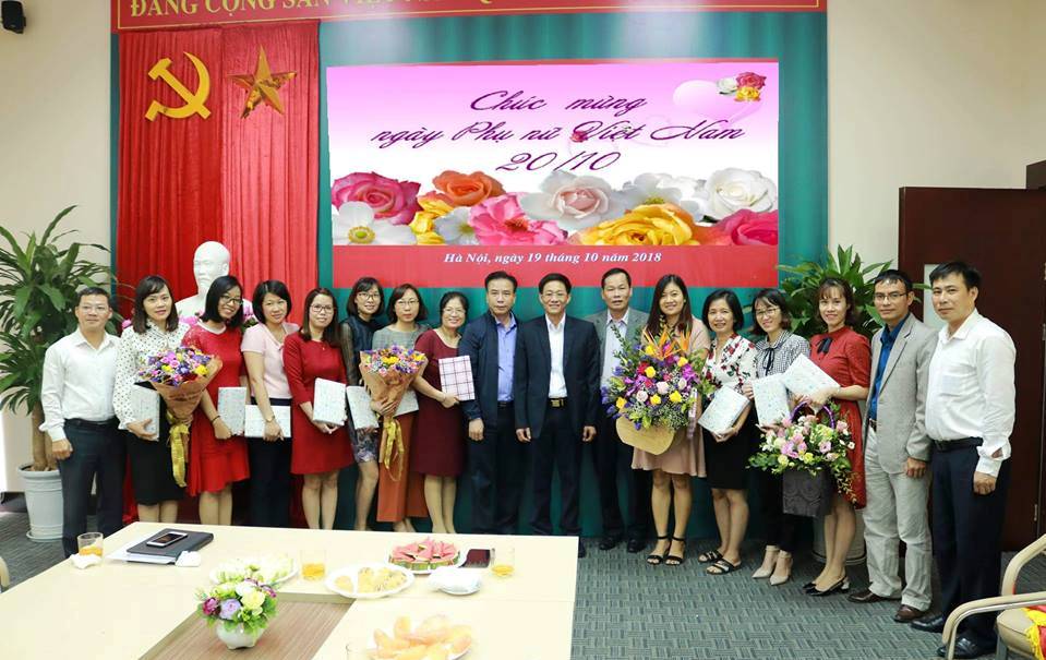 Trung tâm Đào tạo – Huấn luyện nghiệp vụ quản lý bay tổ chức kỷ niệm Ngày Phụ nữ Việt Nam