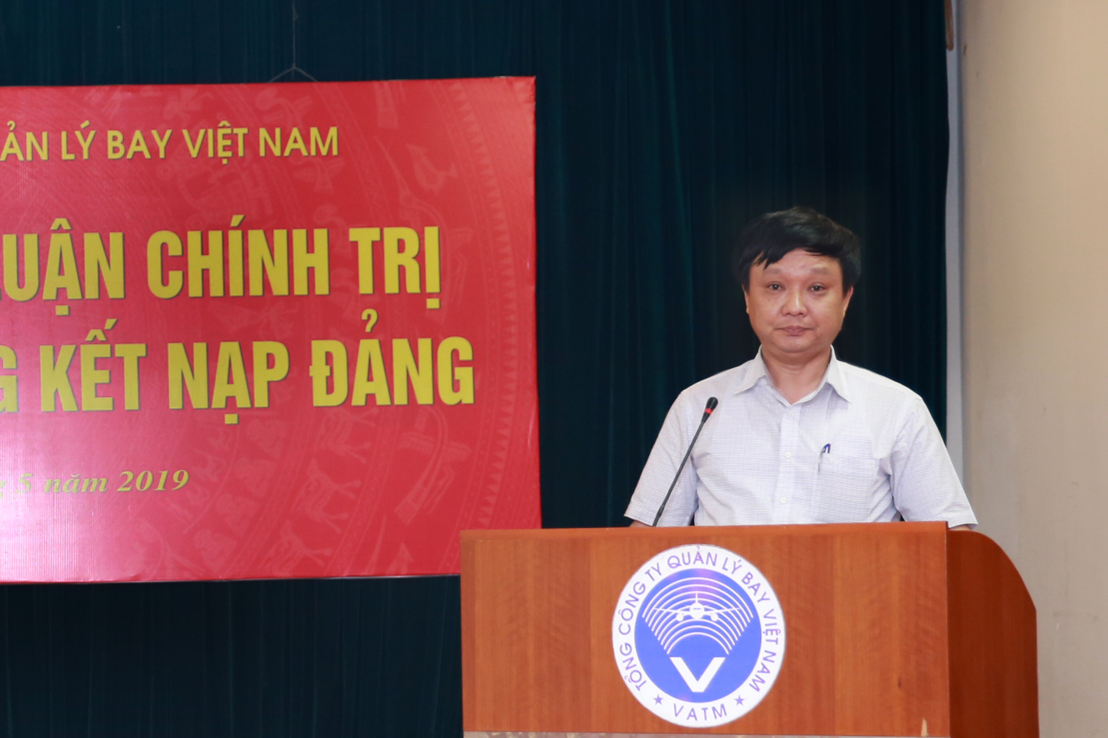 Đảng bộ VATM: Khai giảng lớp bồi dưỡng lý luận chính trị dành cho đối tượng kết nạp đảng năm 2019 khu vực phía Bắc