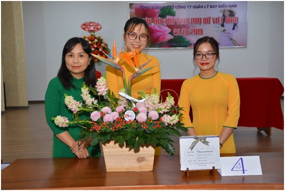 Hội thi cắm hoa nghệ thuật “Tôn vinh người phụ nữ Việt Nam”