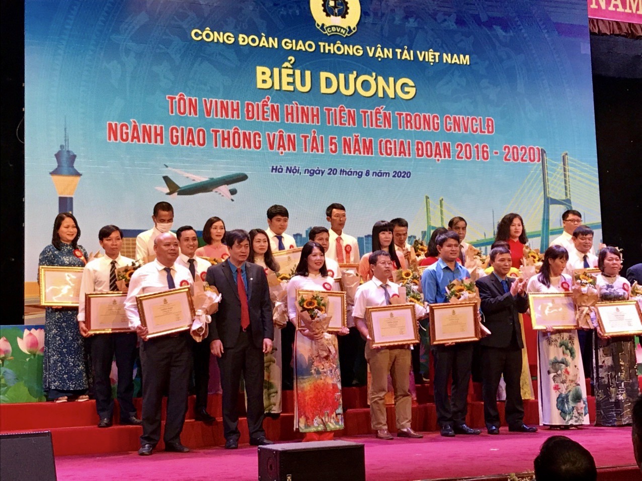 Công đoàn Giao thông vận tải Việt Nam tổ chức tôn vinh điển hình tiên tiến ngành Giao thông vận tải giai đoạn 2016-2020