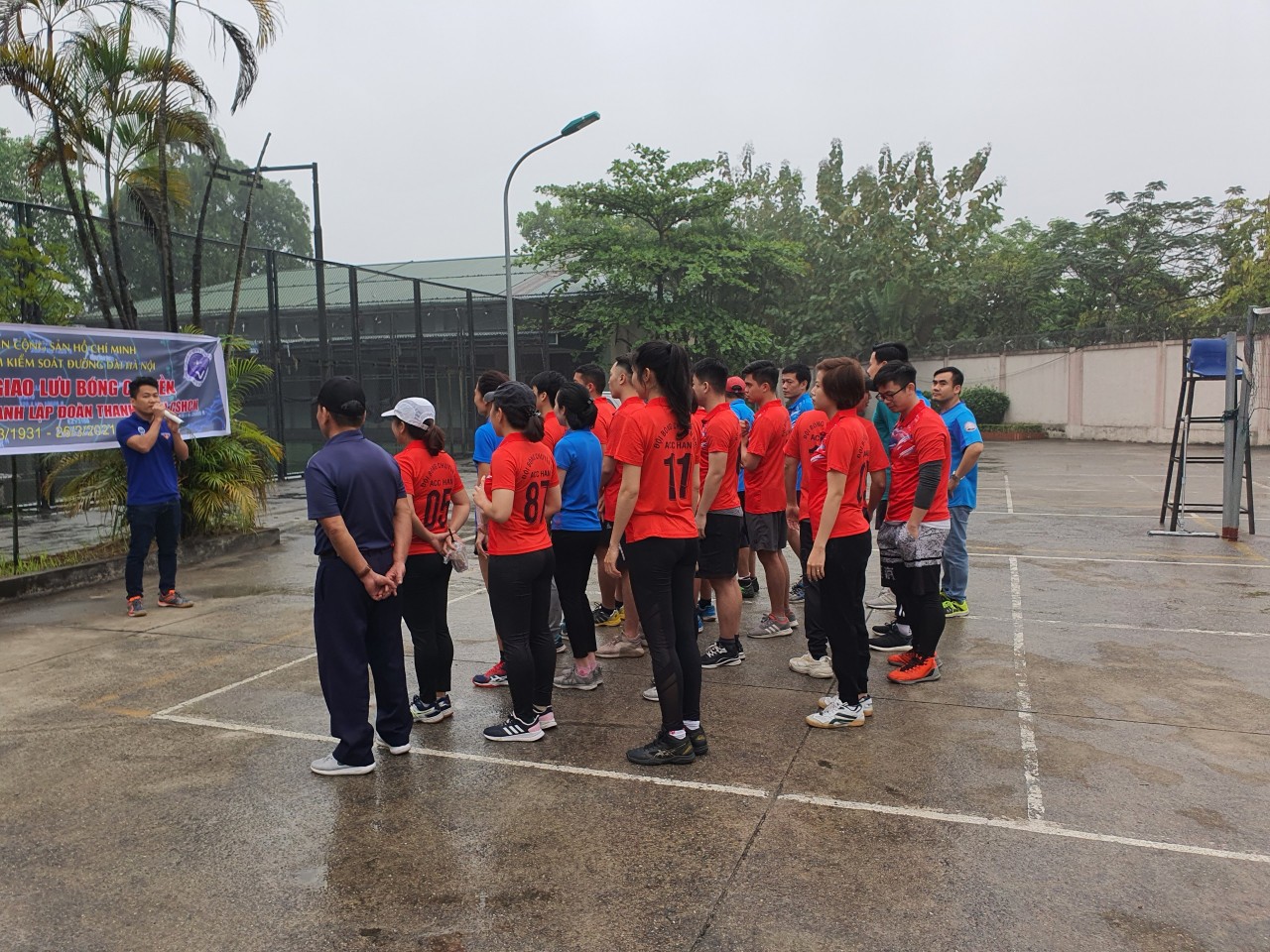 Chi đoàn ACC Hà Nội tổ chức giao lưu bóng chuyền kỷ niệm 90 năm Ngày thành lập Đoàn TNCS Hồ Chí Minh