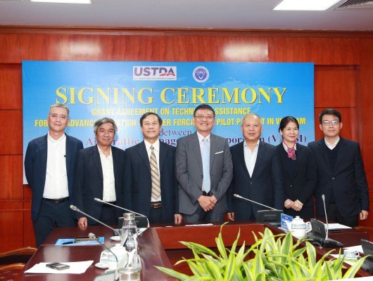 Grant Agreement Signing between VATM and USTDA
