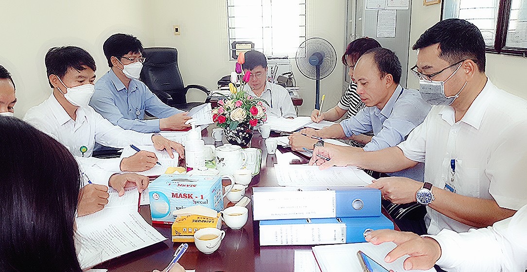 Kiểm tra Chi bộ Trung tâm Khí tượng hàng không Đà Nẵng năm 2022