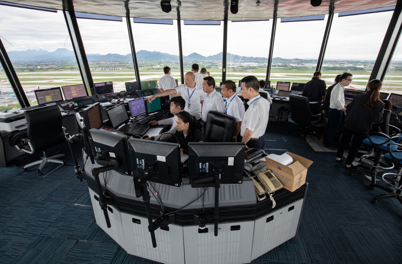Công ty Quản lý bay miền Bắc tiếp nhận cung cấp dịch vụ thông báo tự động tại sân bay Nội Bài