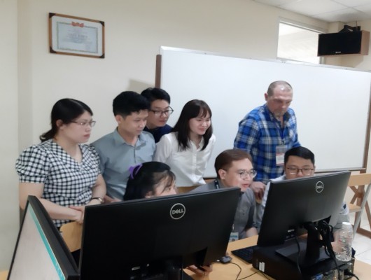 Huấn luyện khai thác hệ thống quan trắc tự động AWOS (VAISALA) mới tại trung tâm khí tượng Tân Sơn Nhất