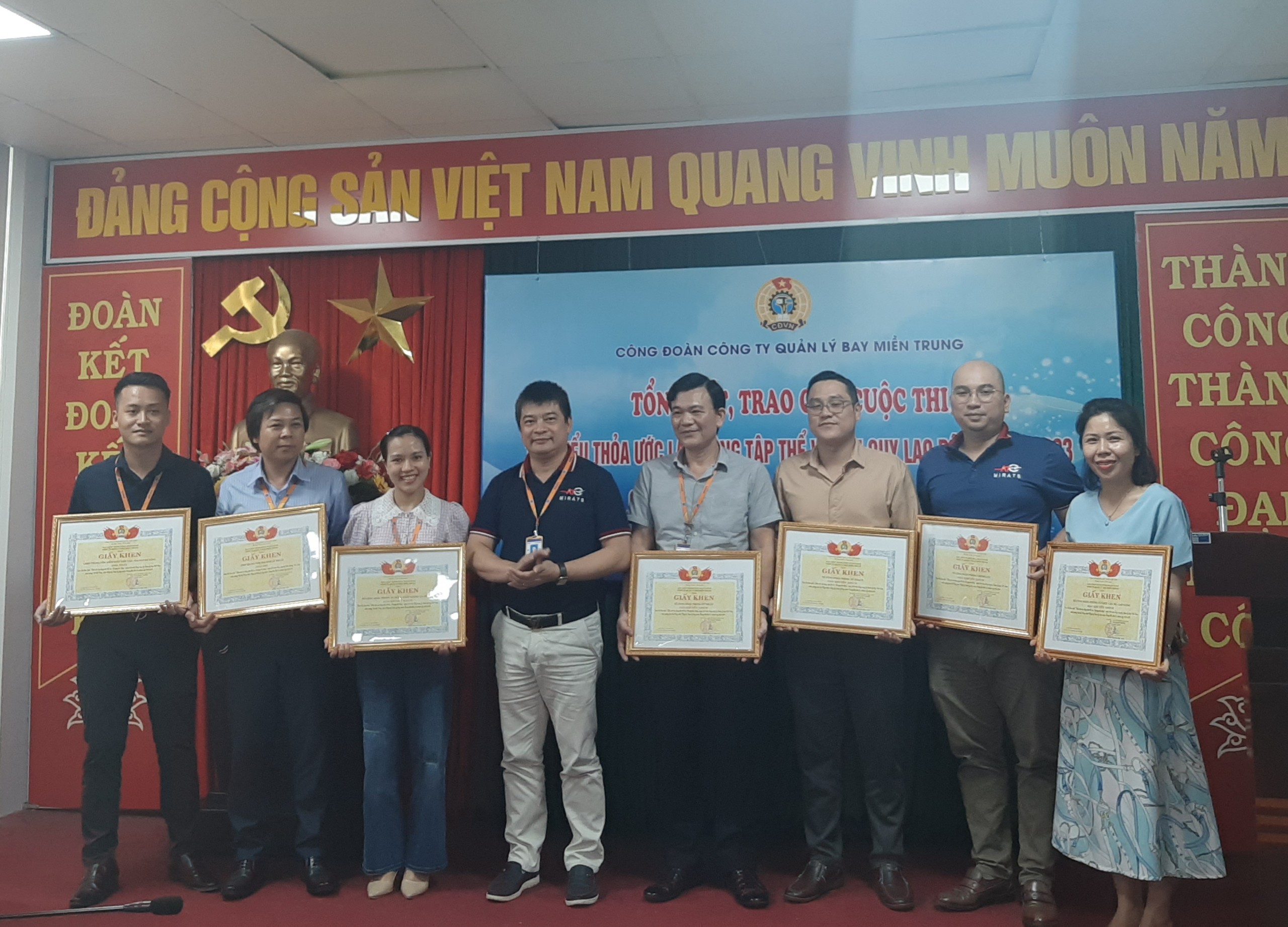 Công đoàn Công ty QLB miền Trung tổ chức thành công Cuộc thi Tìm hiểu 