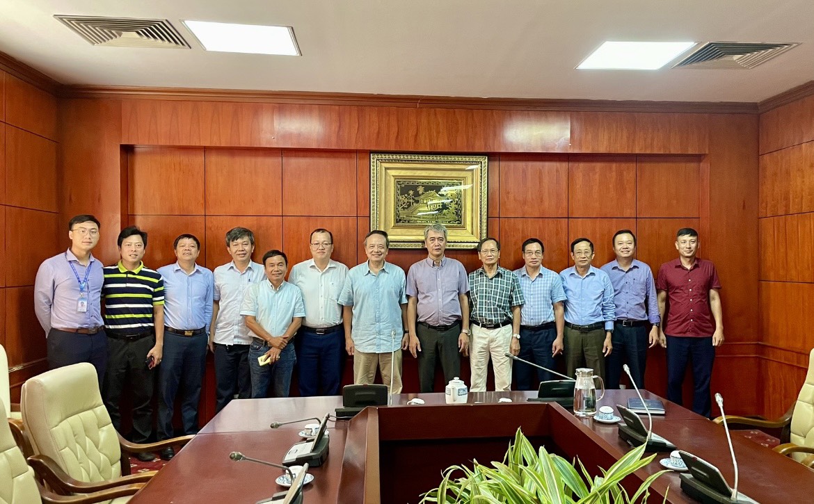 Tổng công ty Quản lý Bay Việt Nam làm việc với Hội Khoa học công nghệ Hàng không Việt Nam (VAAST)
