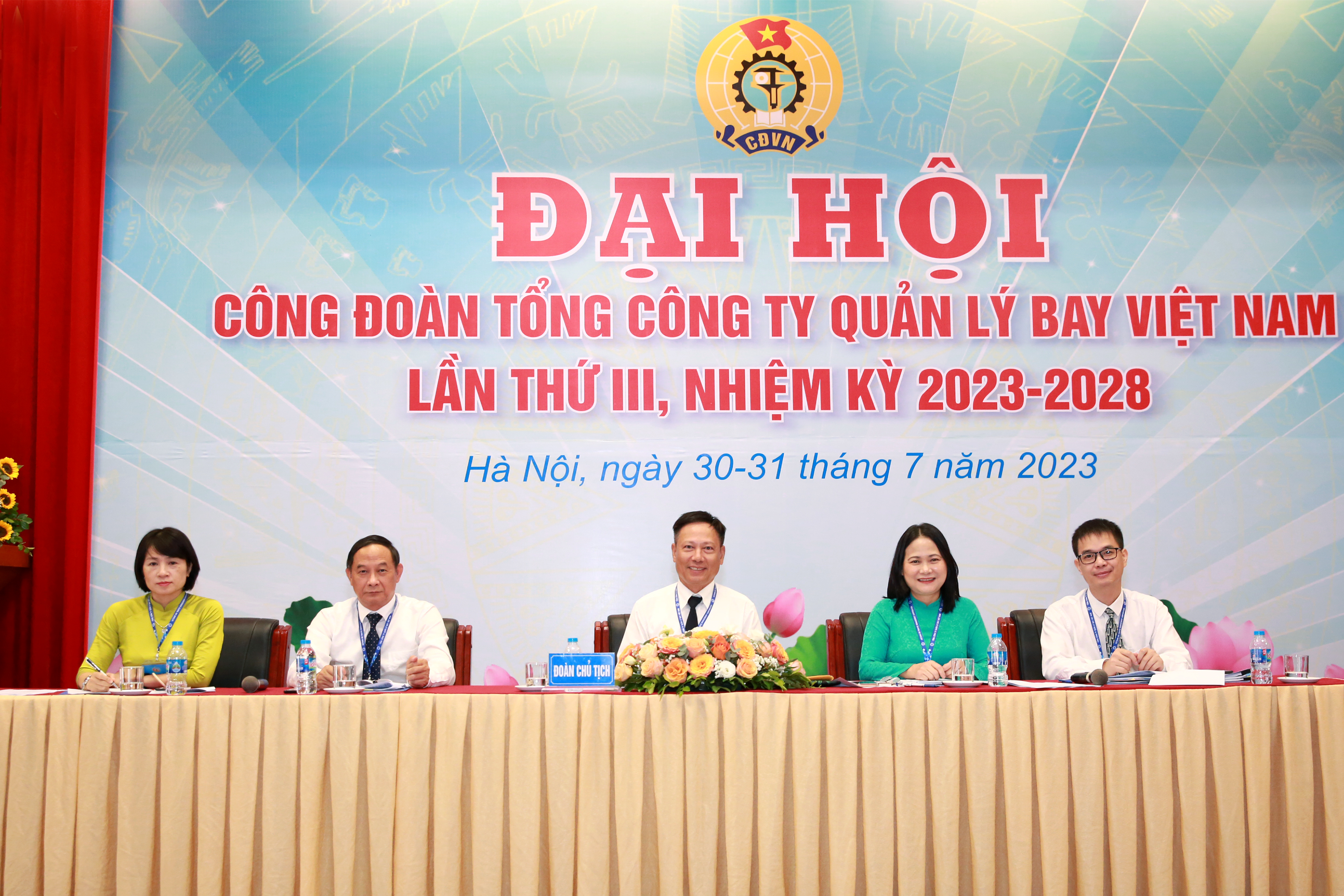 Công đoàn Tổng công ty Quản lý bay Việt Nam nhiệm kỳ 2023-2028 “Đổi mới-Dân chủ-Đoàn kết-Phát triển”