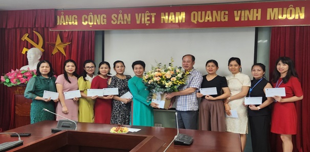 Công đoàn Trung tâm PHTKCNHK chào mừng 93 năm ngày thành lập Hội Liên hiệp Phụ nữ Việt Nam