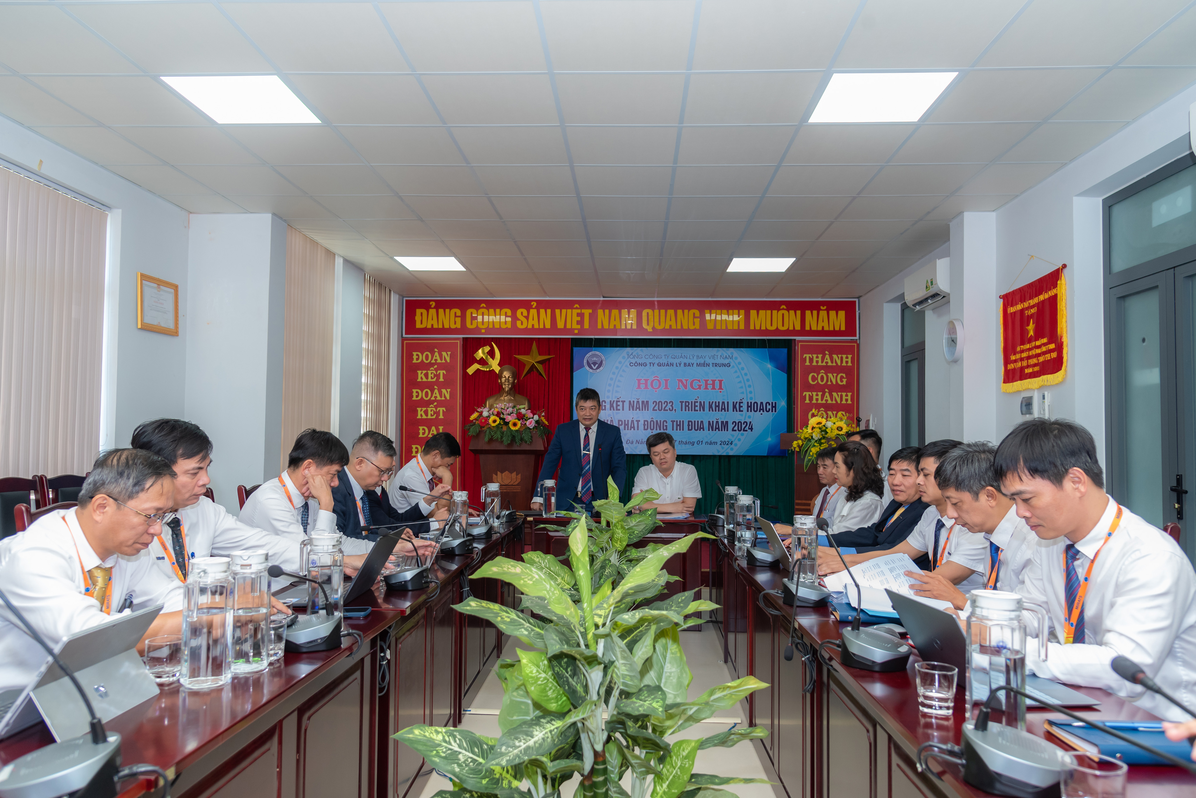 Công ty Quản lý bay miền Trung tổ chức Hội nghị Tổng kết năm 2023 và triển khai kế hoạch năm 2024