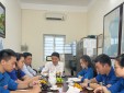 Bí thư Đảng ủy Trung tâm Khí tượng hàng không làm việc với đoàn viên thanh niên Trung tâm Khí tượng hàng không Đà Nẵng