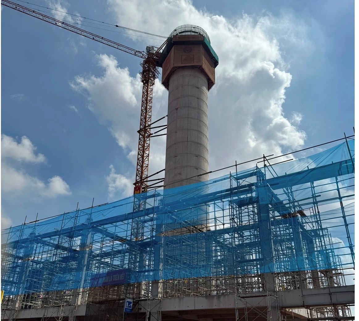Tháp không lưu sân bay Long Thành vượt tiến độ, cao hơn 72m