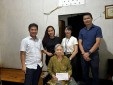 Công đoàn Trung tâm TBTTHK tổ chức các hoạt động thăm hỏi, tặng quà gia đình chính sách nhân kỷ niệm ngày Thương binh - Liệt sỹ 27/7