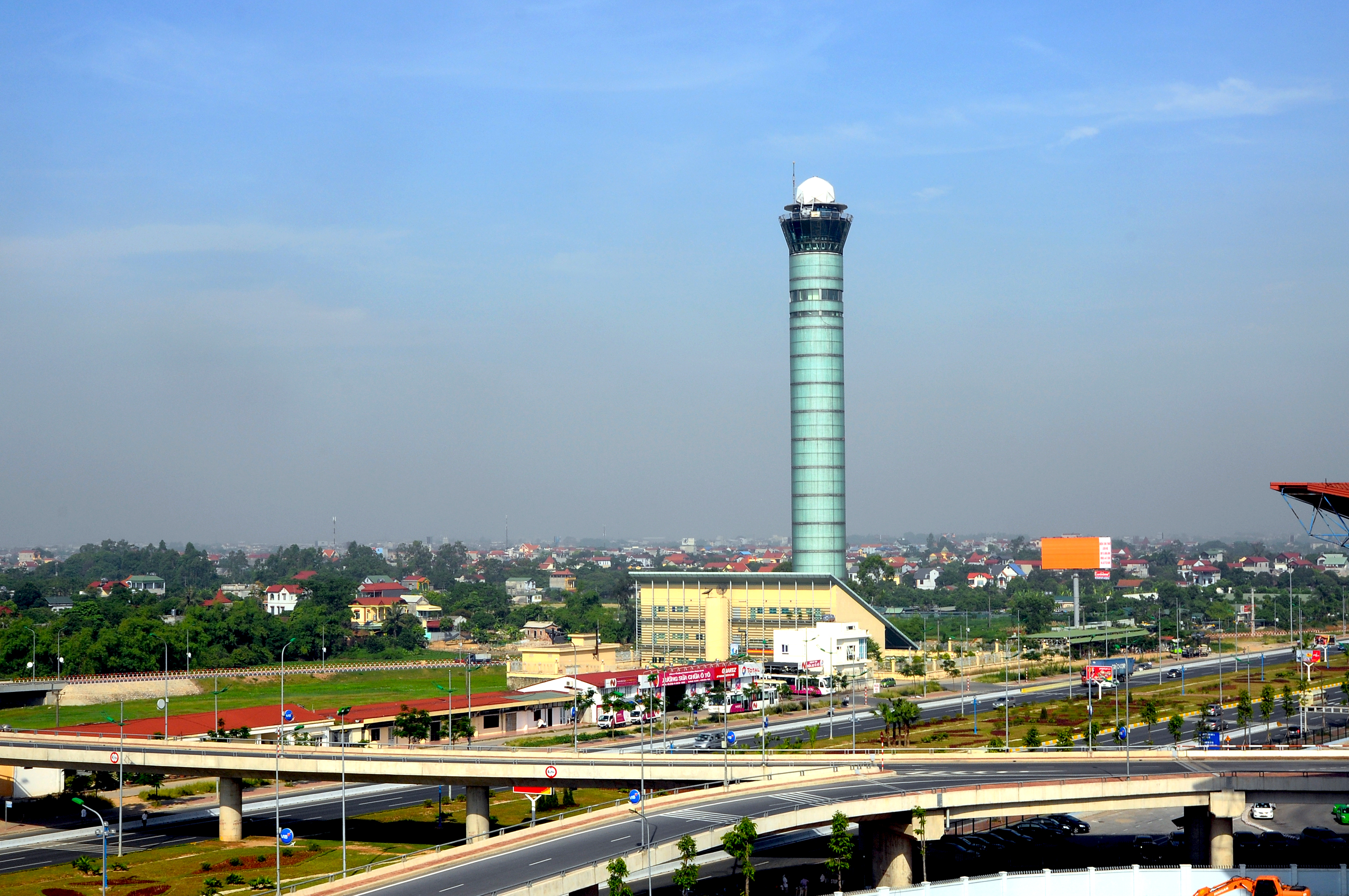 Thông tin về sự việc điều hành bay tại sân bay Nội Bài ngày 24/6