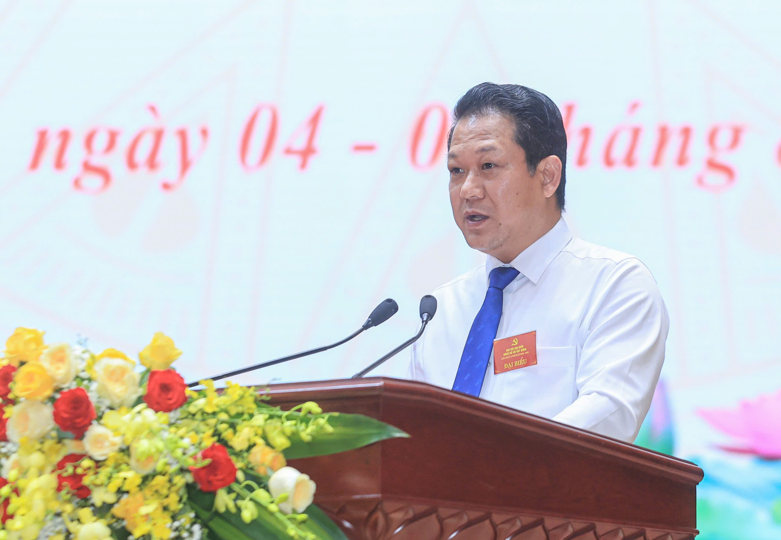 Tham luận